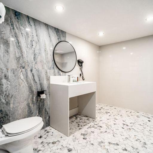 Mainstay Suites Moreno Valley Near March Air Reserve Base ภายนอก รูปภาพ