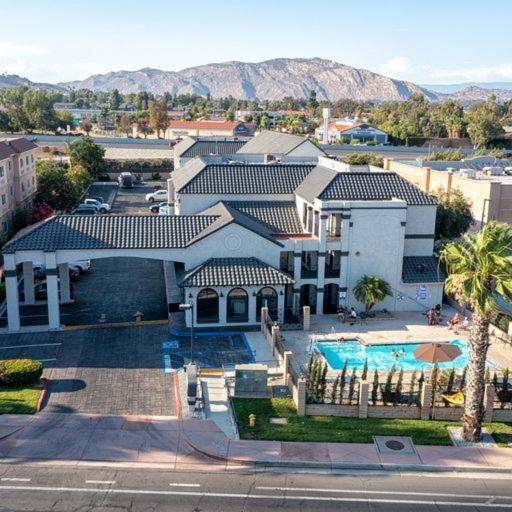 Mainstay Suites Moreno Valley Near March Air Reserve Base ภายนอก รูปภาพ
