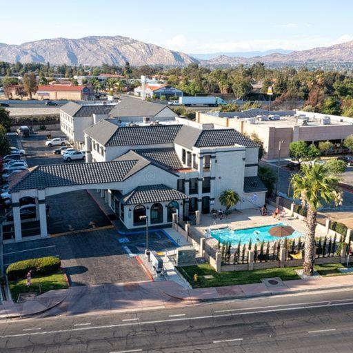 Mainstay Suites Moreno Valley Near March Air Reserve Base ภายนอก รูปภาพ