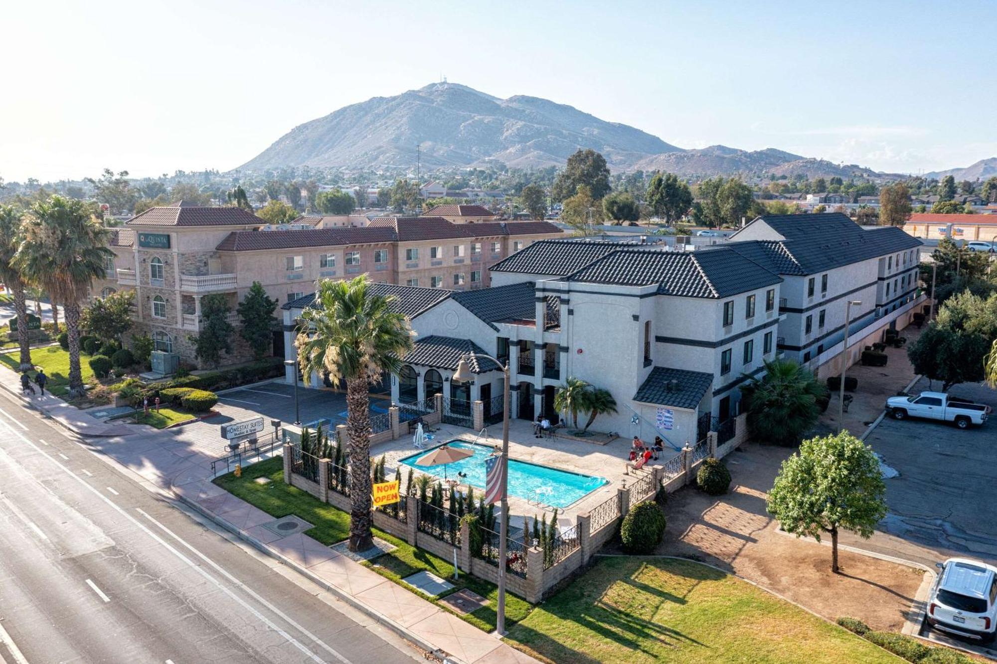 Mainstay Suites Moreno Valley Near March Air Reserve Base ภายนอก รูปภาพ